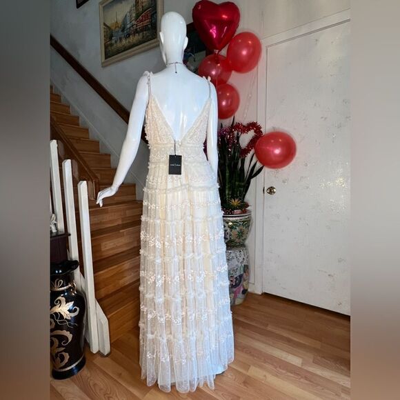 Needle & Thread BHLDN V-Neck Long Lace Wedding Dresses - Picture 8 of 8